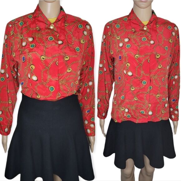 Josephine Petites Tops - HP🎀Josephine Petites long sleeve red chain pattern button down shirt.
